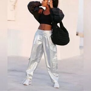 NWOT Free People, Mesmerize Me Shine Pants, X-Small in Metallic Combo